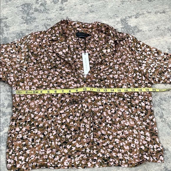 NWT Sanctuary Silky Abstract Floral Short Sleeve Button Front Pajama Lounge Top - Picture 6 of 13